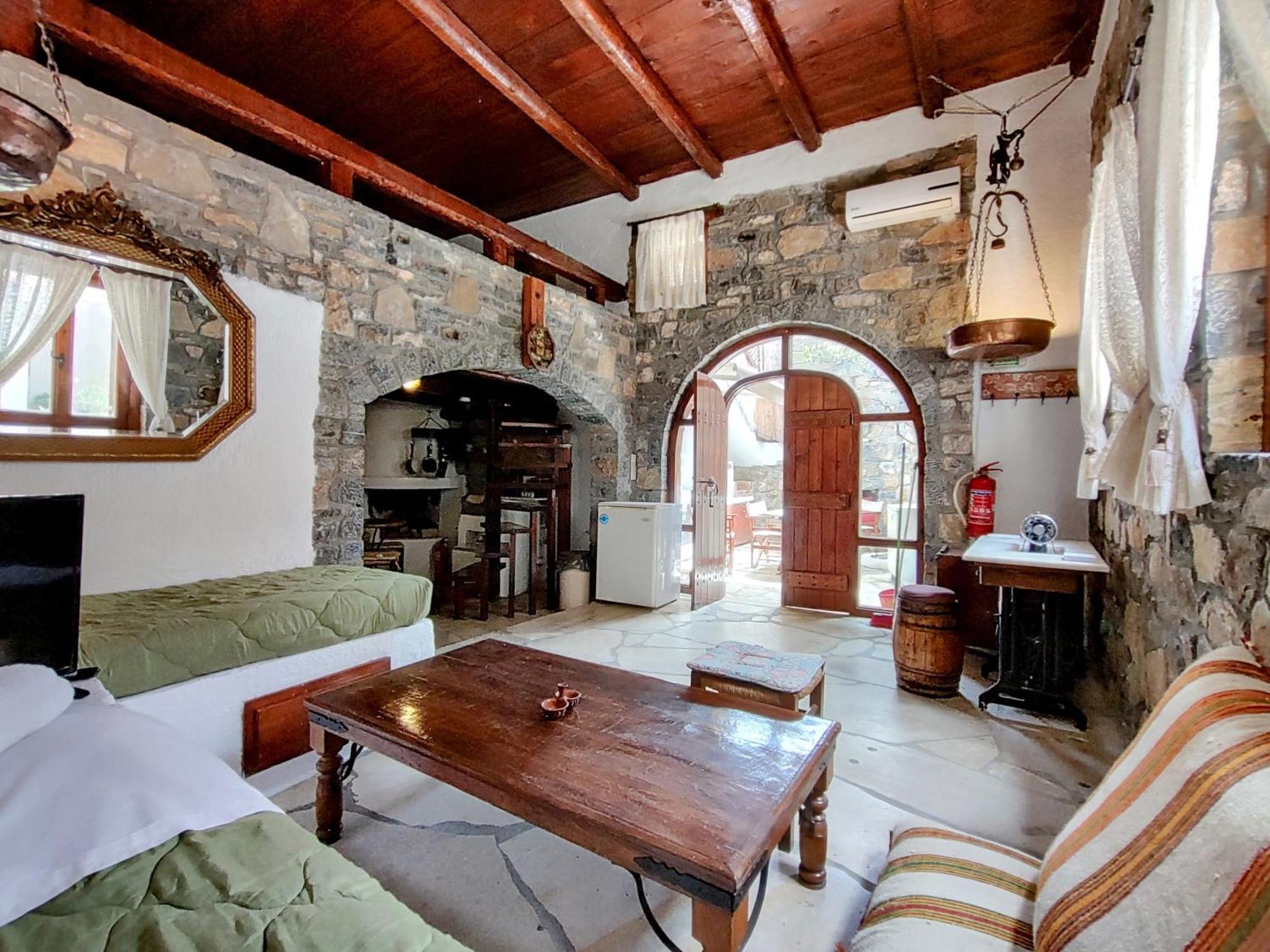 Elounda Traditional Homes Of Crete Экстерьер фото
