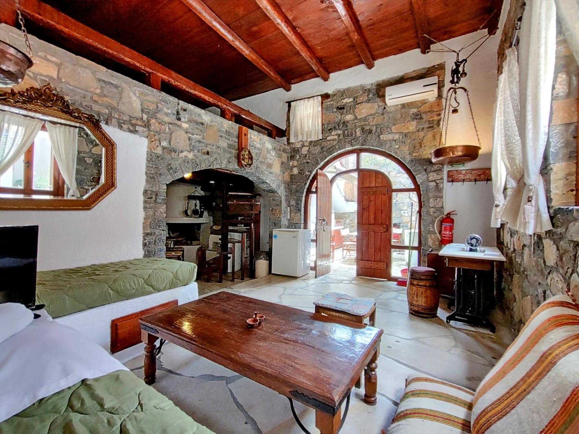 Elounda Traditional Homes Of Crete Экстерьер фото